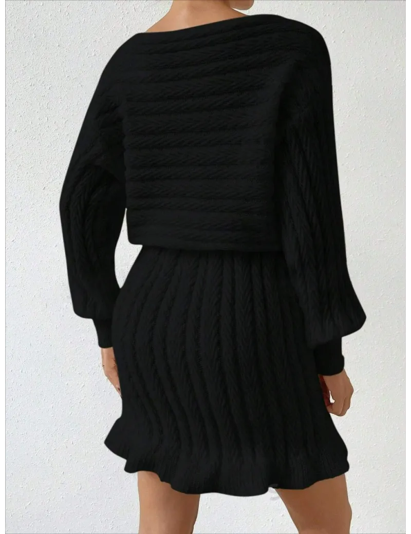 Rochie mini cu maneca lunga, model tricotat, negru