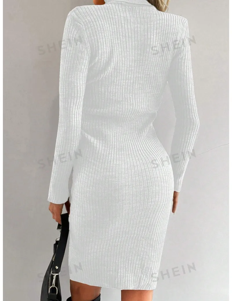 Rochie mini pe gat, stil pulover, alb